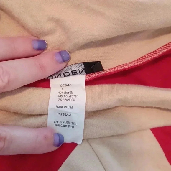 💙🏍skirt set with color block top🎉 - Picture 6 of 11